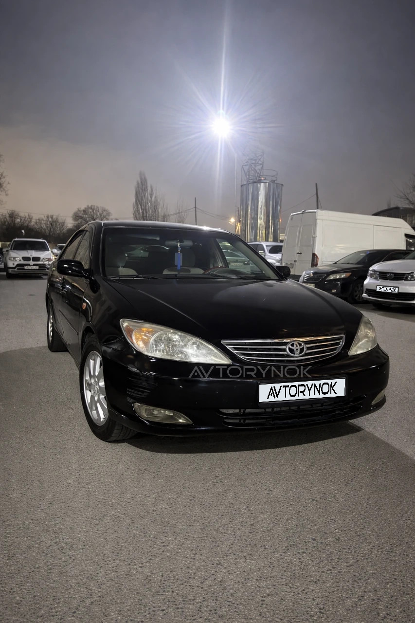 Toyota Camry, 2002