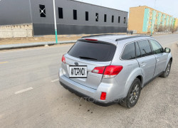 Subaru Outback 2011 года