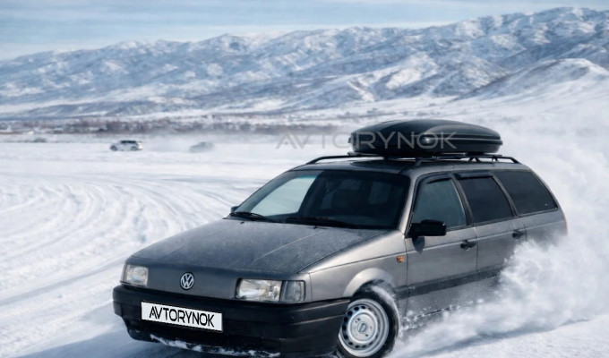 Volkswagen Passat 1993 года