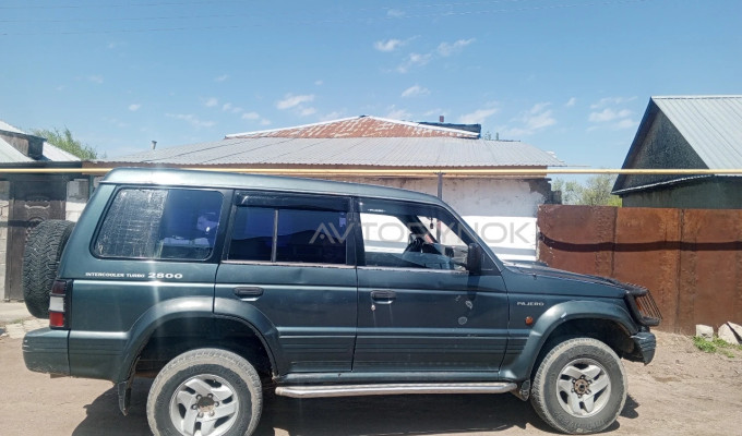Mitsubishi Pajero 1994 года