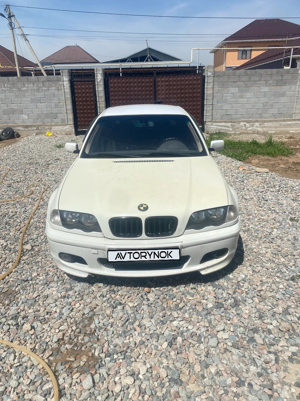 BMW 3 Series, 2001