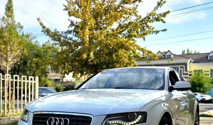 Audi A4 2010 года