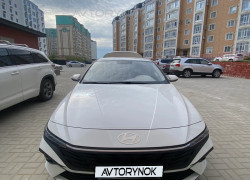 Hyundai Elantra 2024 года