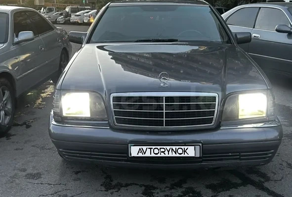 Mercedes-Benz S-Класс 1994 года