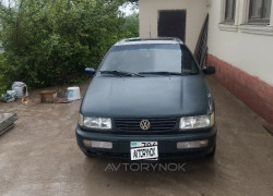 Volkswagen Passat 1994 года
