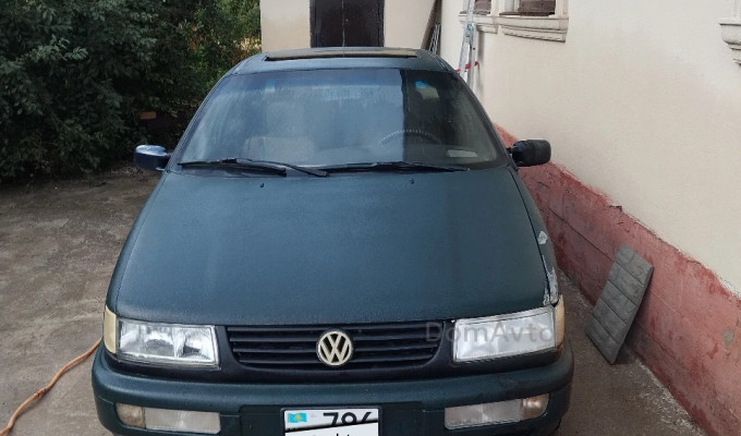 Volkswagen Passat 1994 года