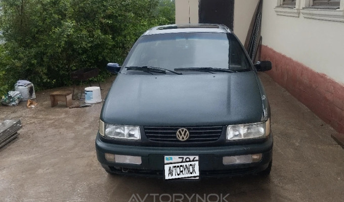 Volkswagen Passat 1994 года