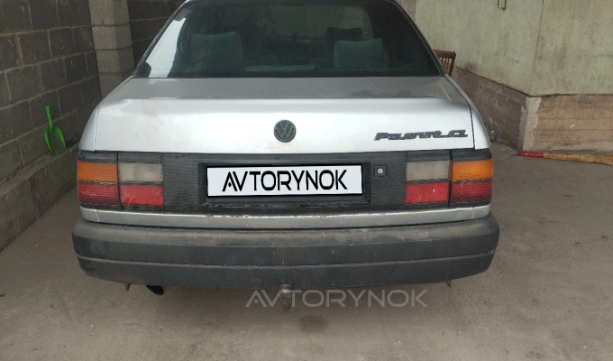 Volkswagen Passat 1992 года
