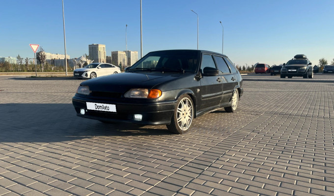 ВАЗ (Lada) 2114 2012 года