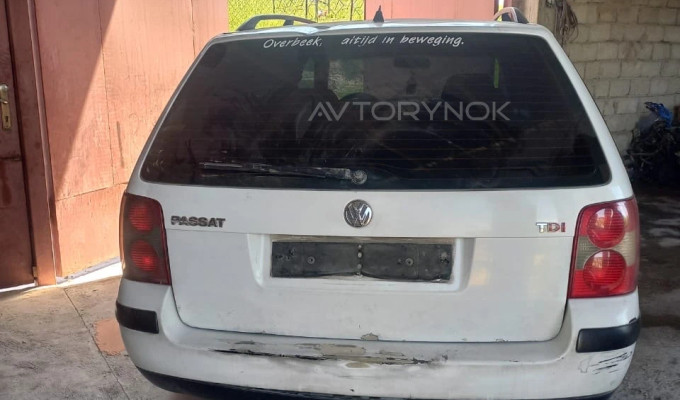 Volkswagen Passat 2000 года