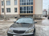 Toyota Camry 2003 года