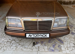 Mercedes-Benz E-Класс 1993 года