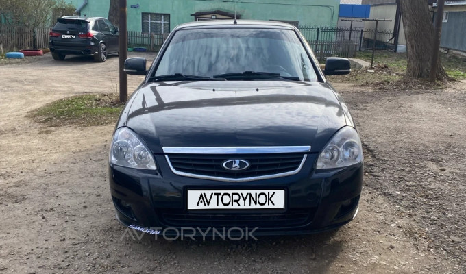 ВАЗ (Lada) Priora 2013 года