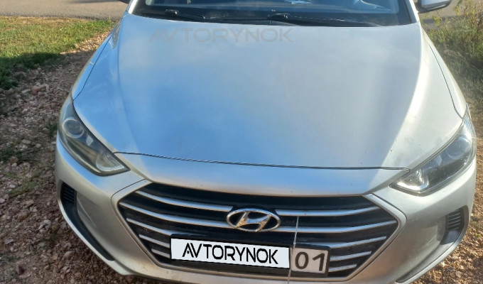 Hyundai Elantra 2018 года