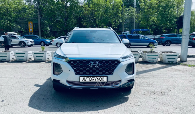 Hyundai Santa Fe 2021 года