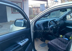 Toyota Hilux 2014 года