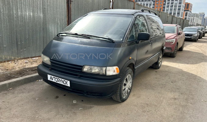 Toyota Previa 1994 года