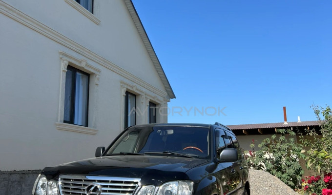 Lexus LX 2004 года