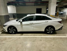 Hyundai Elantra 2024 года