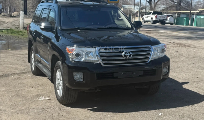 Toyota Land Cruiser 2012 года