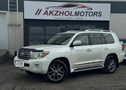 Toyota Land Cruiser 2013 года