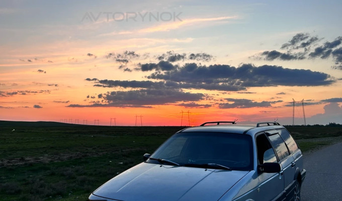Volkswagen Passat 1990 года