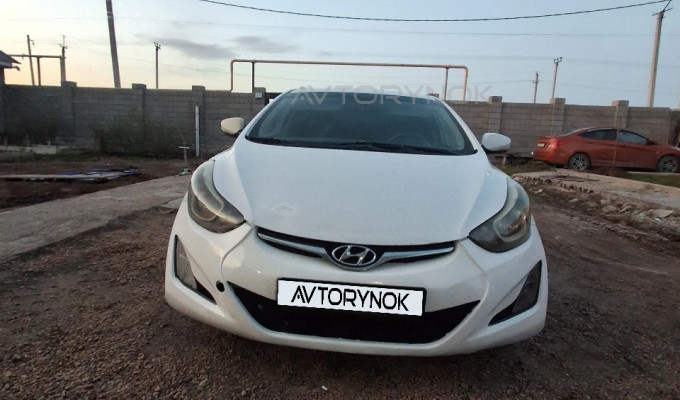 Hyundai Elantra 2015 года