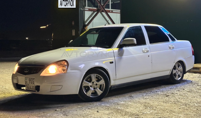 ВАЗ (Lada) Priora 2014 года