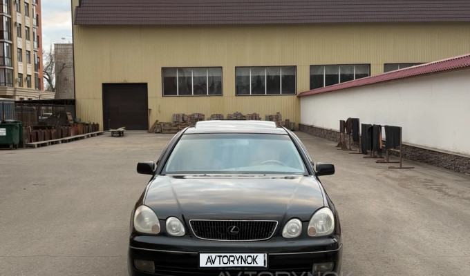 Lexus GS 2000 года