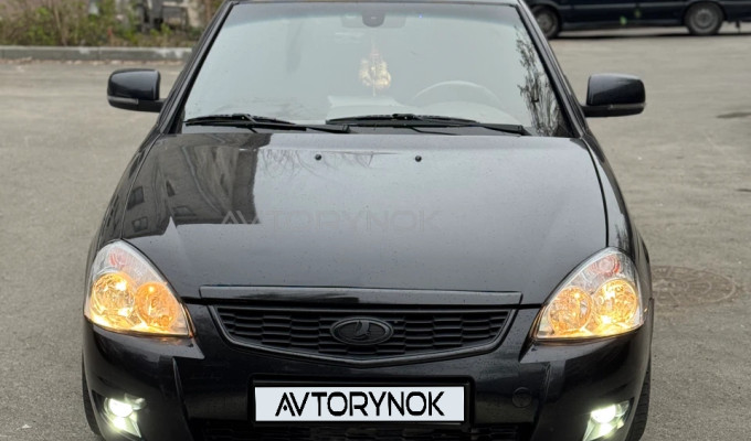 ВАЗ (Lada) Priora 2014 года