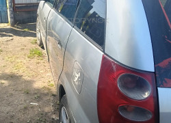 Toyota Nadia 1998 года