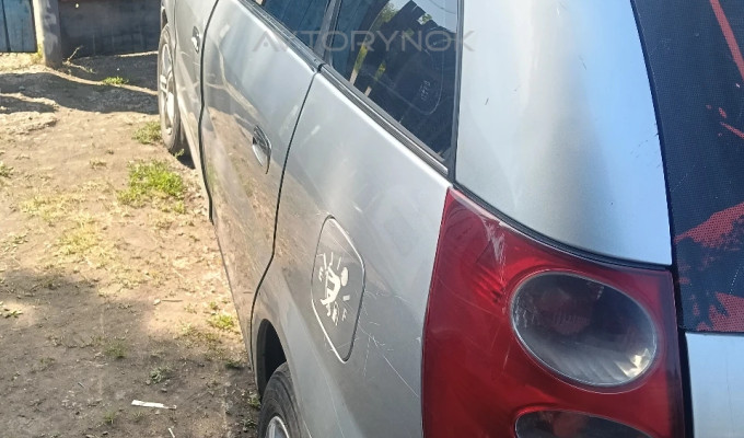 Toyota Nadia 1998 года
