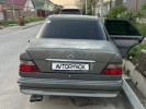 Mercedes-Benz E-Класс 1993 года