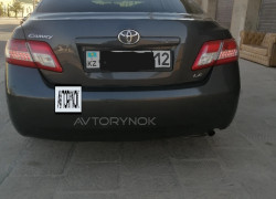 Toyota Camry 2010 года