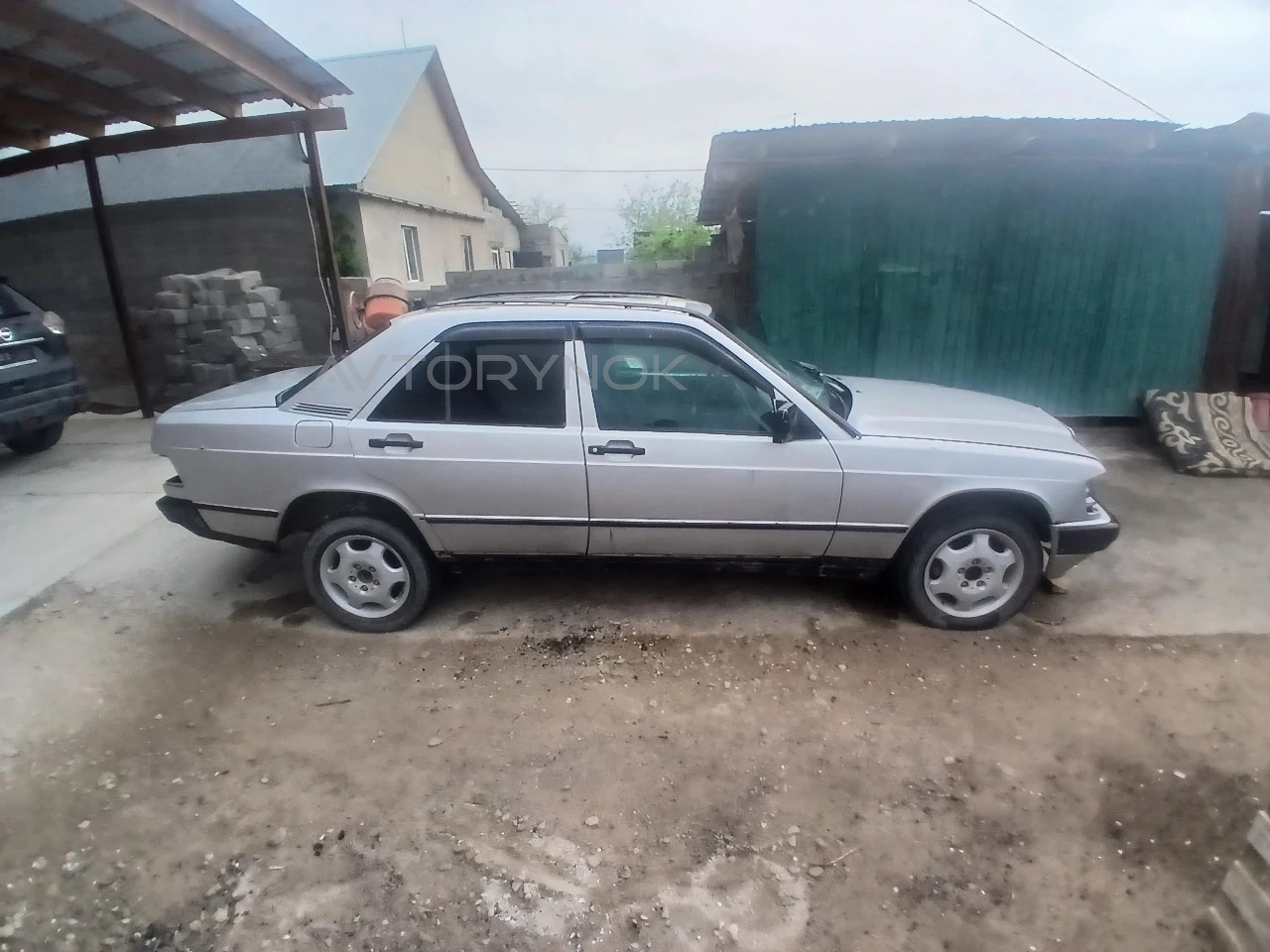 Mercedes-Benz 190, 1987