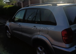 Toyota RAV4 2002 года