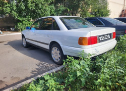 Audi 100 1992 года