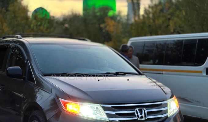 Honda Odyssey 2013 года