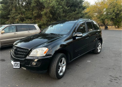 Mercedes-Benz ML-Класс 2005 года