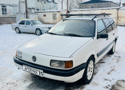 Volkswagen Passat 1992 года