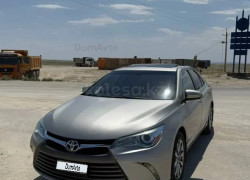Toyota Camry 2015 года