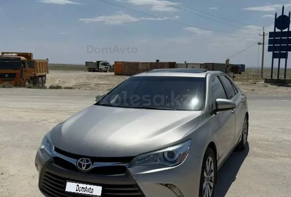 Toyota Camry 2015 года