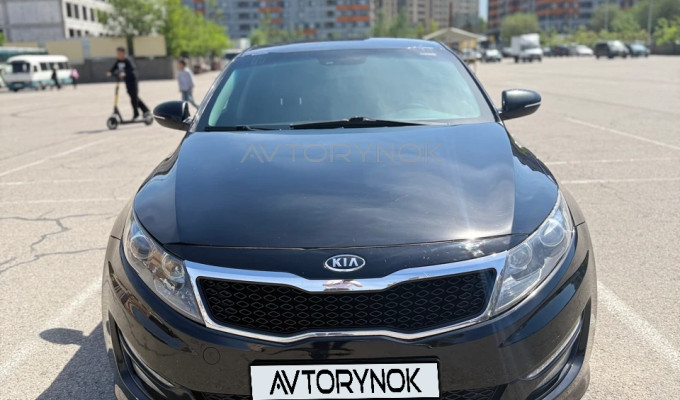 Kia K5 2010 года