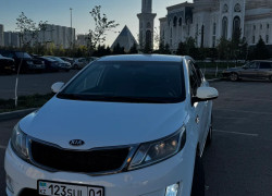 Kia Rio 2013 года