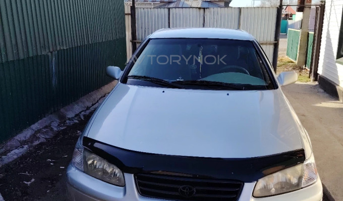 Toyota Camry 2000 года