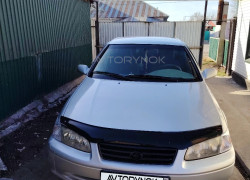 Toyota Camry 2000 года