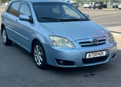 Toyota Corolla 2004 года
