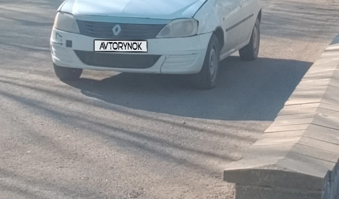 Renault Logan 2013 года