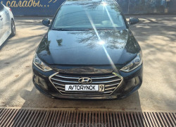 Hyundai Elantra 2018 года