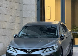 Toyota Camry 2024 года